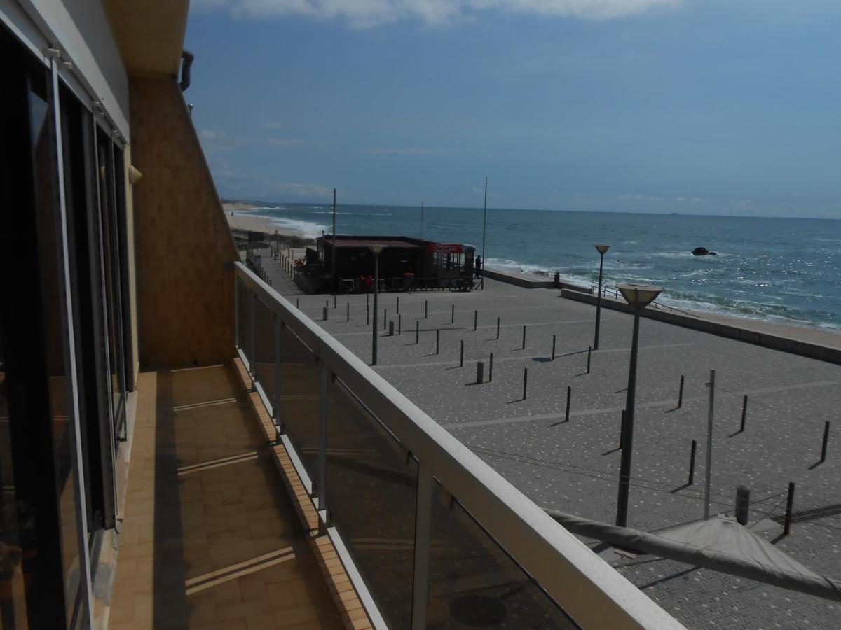 Casa Na Praia Do Mindelo Esterno foto